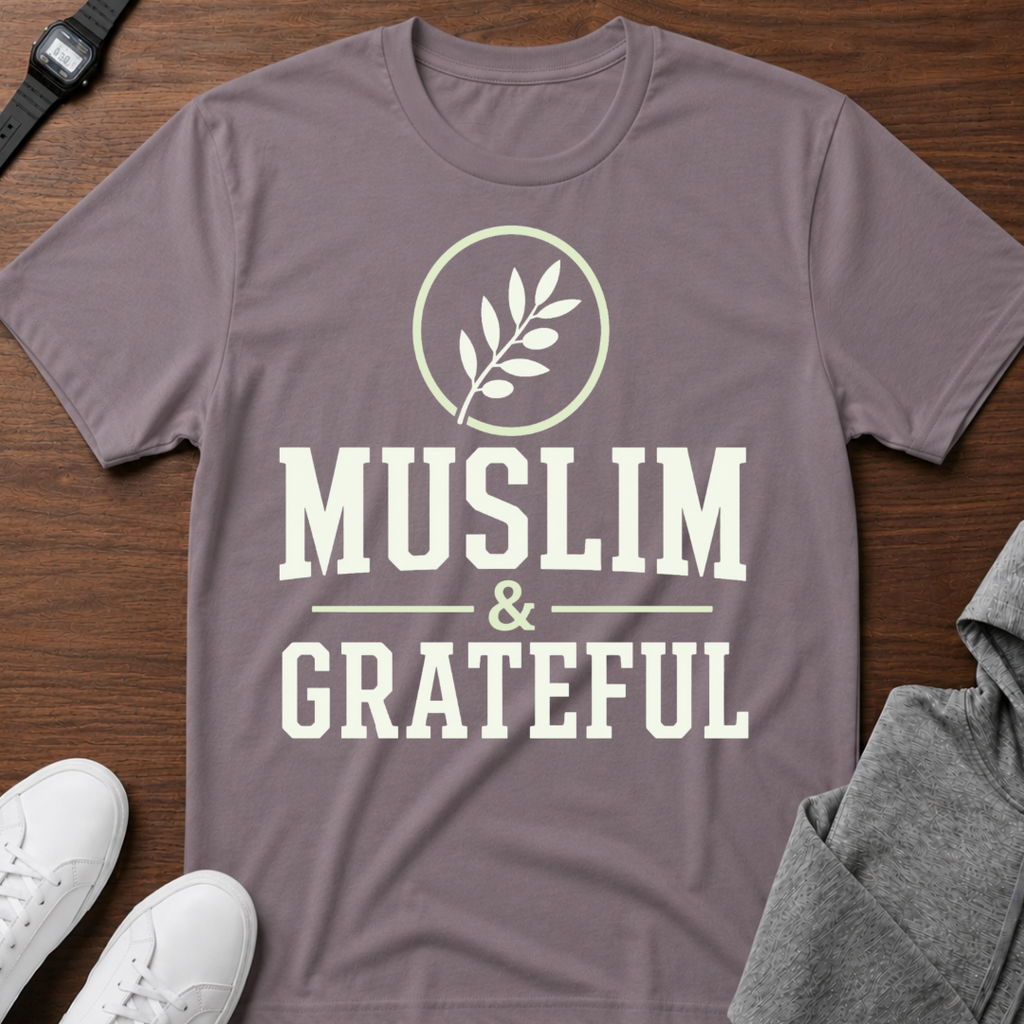 Muslim & Grateful T‑Shirt