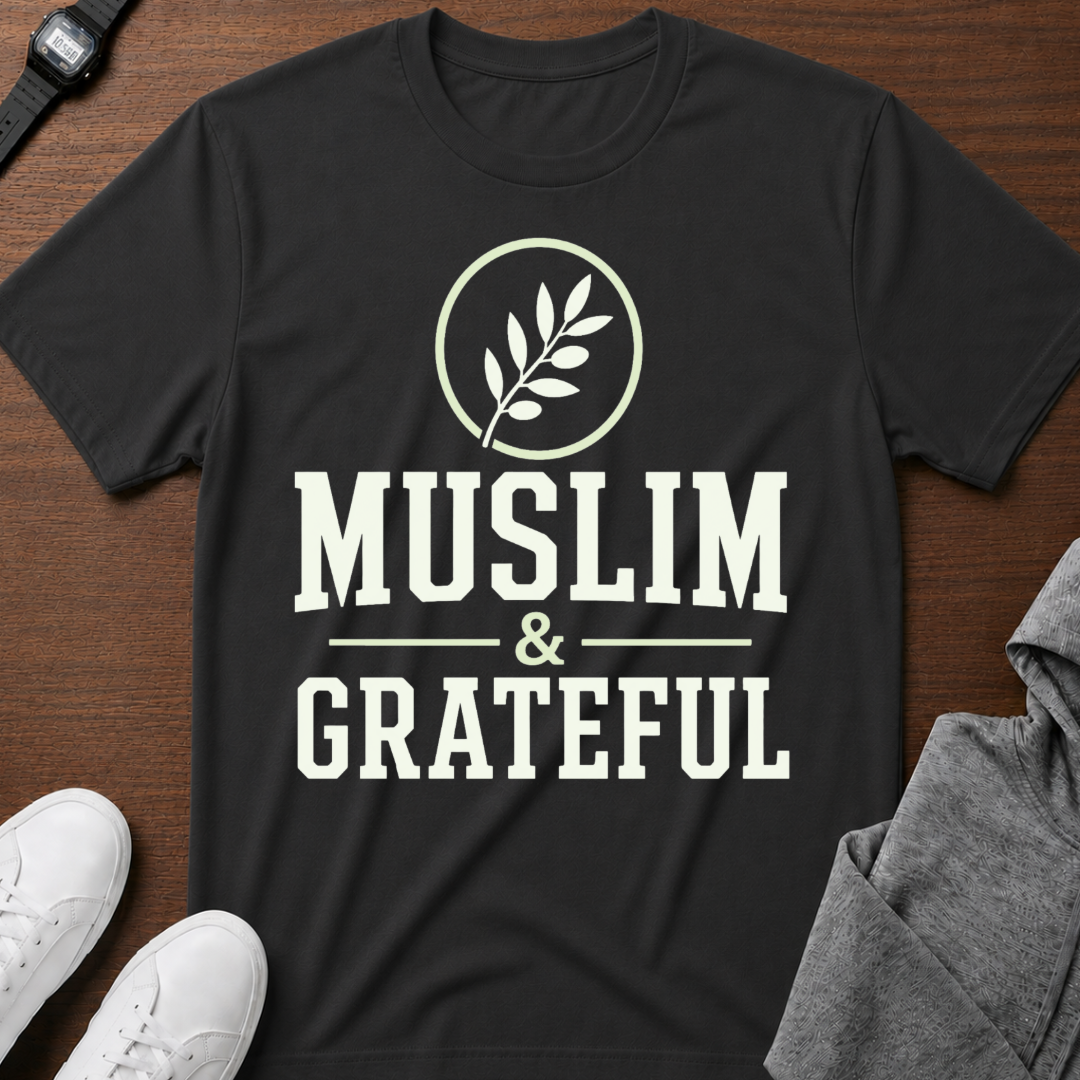 Muslim & Grateful T‑Shirt